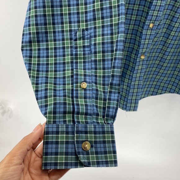 L.L. BEAN wrinkle resistant 100% cotton green blue plaid button down - Picture 4 of 6
